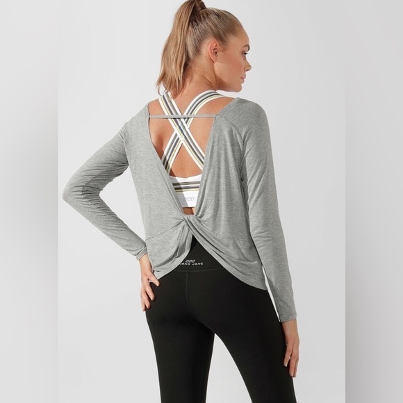 Lorna Jane Tops - LORNA Jane Longsleeve Open Back Top
